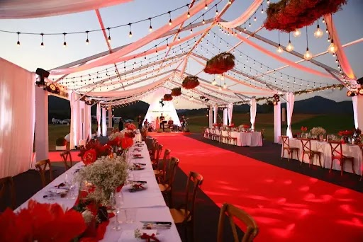 ช่วงเย็นถึงค่ำ (Evening & Night Event)